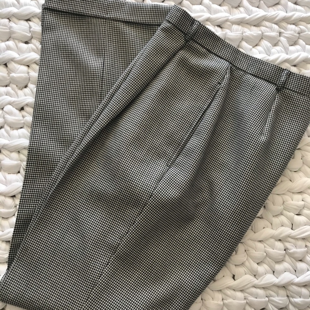 Jones Wear Black and White Houndstooth Trousers